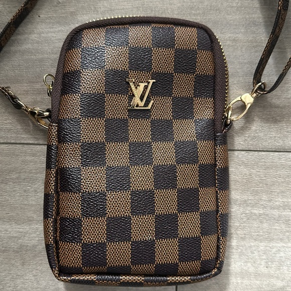 Fashion crossover bag 🤎 - Picture 3 of 6